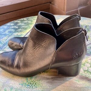 Born brown leather Kerri boots 8